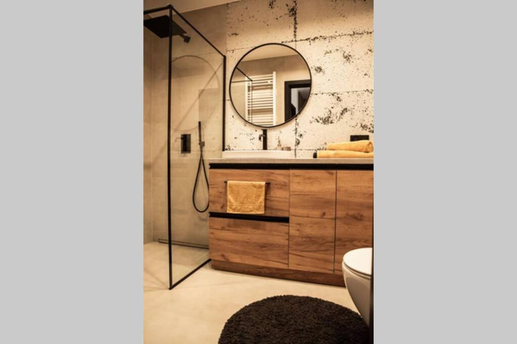 Apartament Twierdza Z Widokiem Na Jezioro Ostróda Kültér fotó